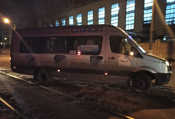 Микроавтобус сбил пешехода на улице Горького в Витебске. Фото ГАИ