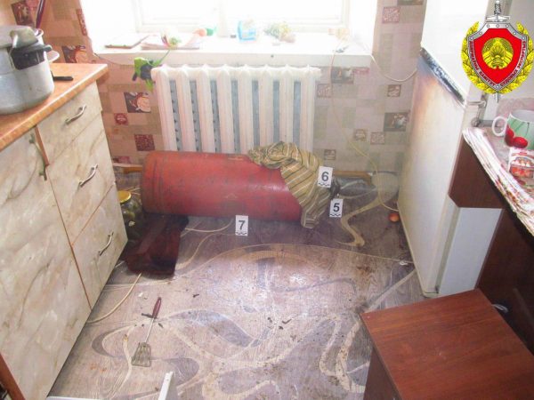Взрыв газовоздушной смеси произошел в одном из домов Бешенковичей. Фото УГКСЭ