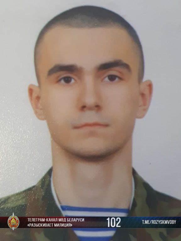 ВД объявило о розыске 19-летнего солдата-срочника Александра Кароткевича, 2 апреля сбежавшего с полигона на грузовике.
